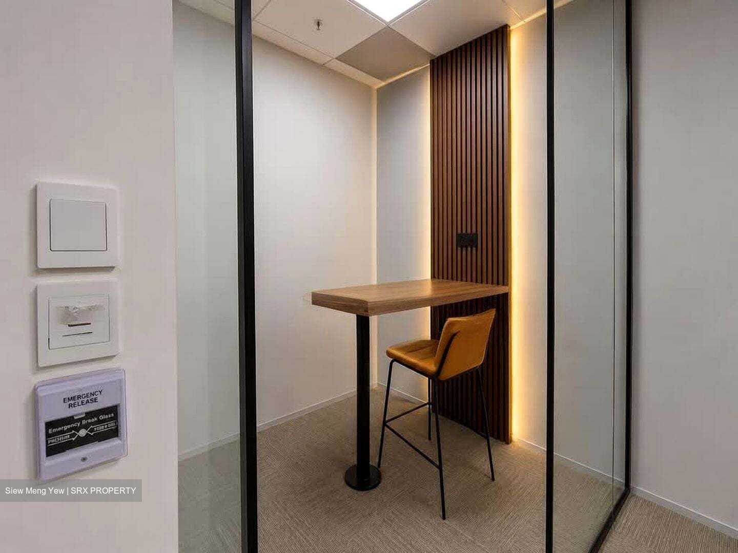 One Raffles Place (D1), Office #573439111